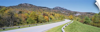 Highway running on a landscape, Blue Ridge Parkway, North Carolina