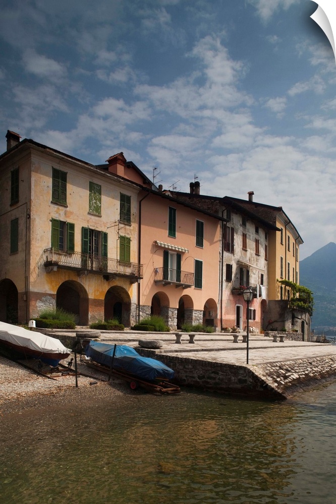 House at the lakeside, Santa Maria Rezzonico, Lake Como, Lakes Region, Lombardy, Italy