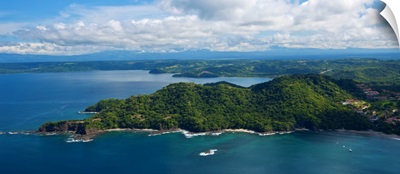 Island in Pacific ocean, Four Season Resort, Papagayo Bay