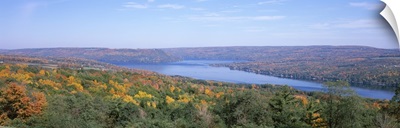 Lake surrounded by hills, Keuka Lake, Finger Lakes, New York State