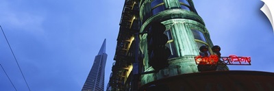 Low angle view of a building, Sentinel Building, Transamerica Pyramid, San Francisco, California