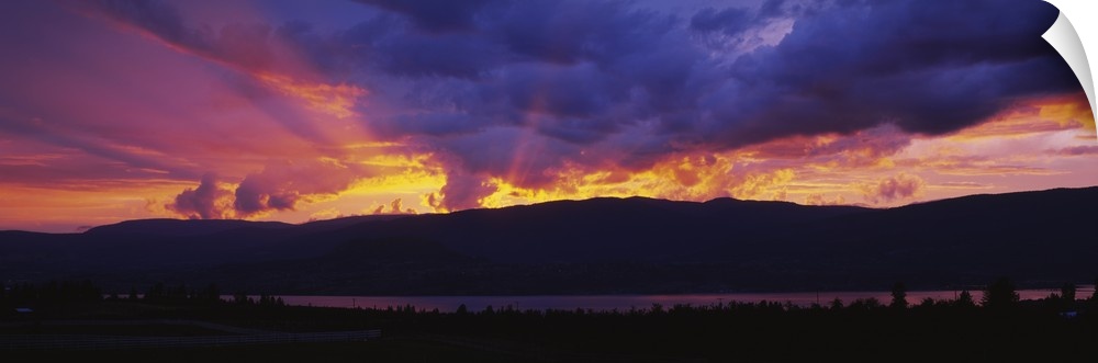 Low angle view of clouds at dusk, Kelowna, British Columbia, Canada