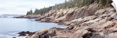 Maine, Mount Desert Island, Acadia National Park, Rock formation on Granite coastline
