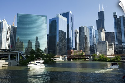 Motorboats in a river, Chicago River, Chicago, Cook County, Illinois, 2010