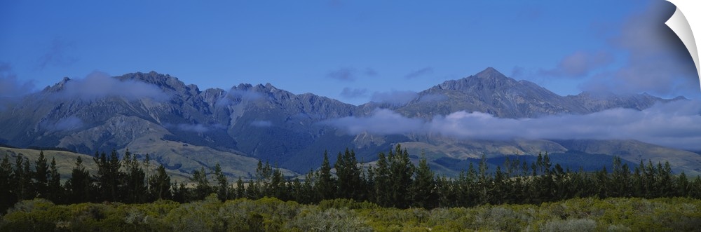 Mountains on a landscape, Takitimu Range, Southland, South Island, New Zealand