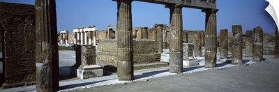 Pillars Pompeii