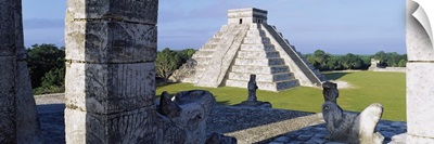 Pyramid in a field, El Castillo, Chichen Itza, Yucatan, Mexico