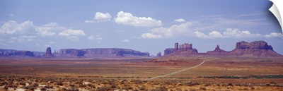 Road Monument Valley AZ