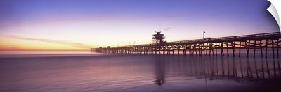 Silhouette of a pier, San Clemente Pier, Los Angeles County, California