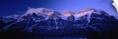 Snowcapped mountains, Mt Rundle, Bow Valley, Banff National Park, Alberta, Canada