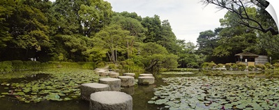 Stepping stones in a lake, Naka Shinen, Heian Jingu Shrine, Kyoto Prefecture, Kinki Region, Honshu, Japan