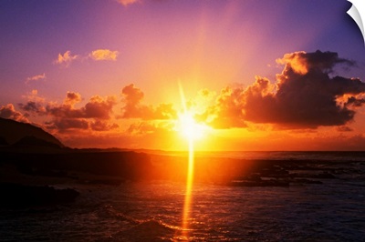 Sunrise over ocean, Sandy Beach Park, Oahu, Hawaii