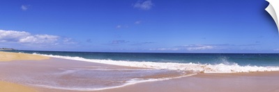 Tide on the beach, Papohaku Beach, Pacific Ocean, Molokai, Hawaii