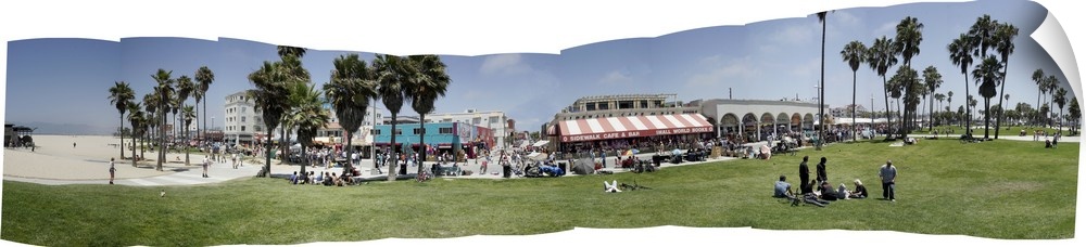 Tourists on the beach, Venice Beach, Santa Monica, Los Angeles, California