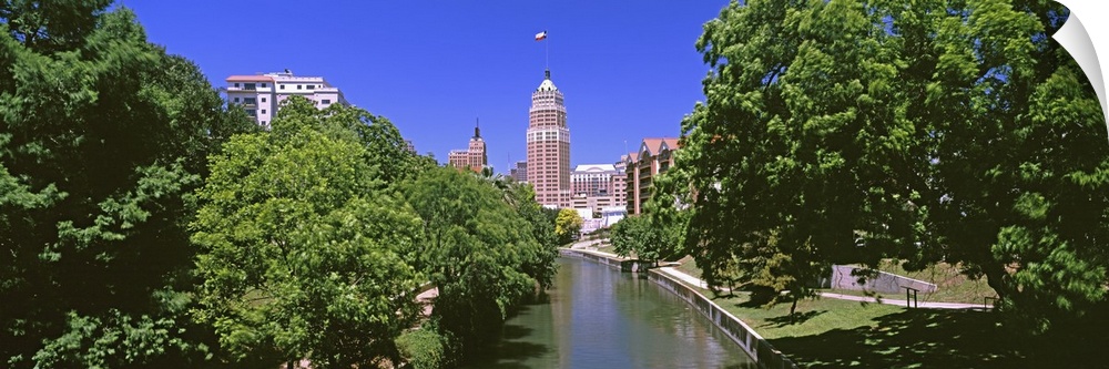Tower Life Building, San Antonio River Walk, San Antonio River, San Antonio, Texas