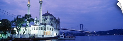Turkey, Istanbul, Ortakoy Mosque