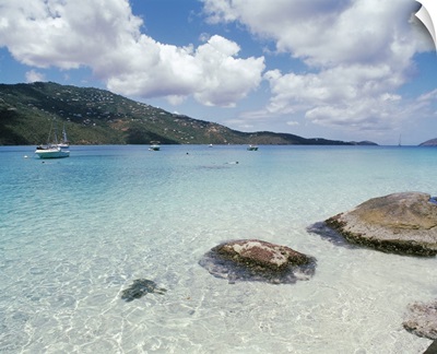 US Virgin Islands, St. Thomas, Magens Bay, Boats in the sea