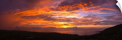 Winter Solstice over the Pacific ocean, Kealakekua Bay, Kona Coast, Kona, Hawaii
