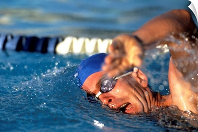 Swimmer doing the freestyle