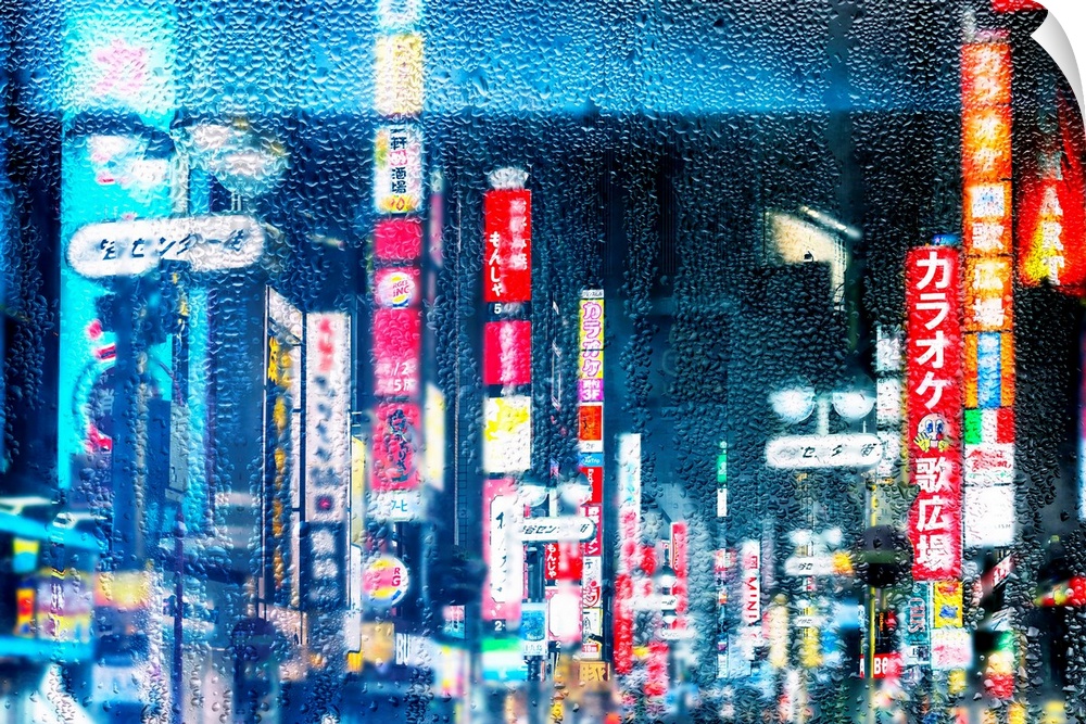 The particular atmosphere of the Japanese streets at night on a rainy day gave me the idea to create this collection calle...