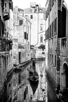 Black Venice - Venetian Gondolier