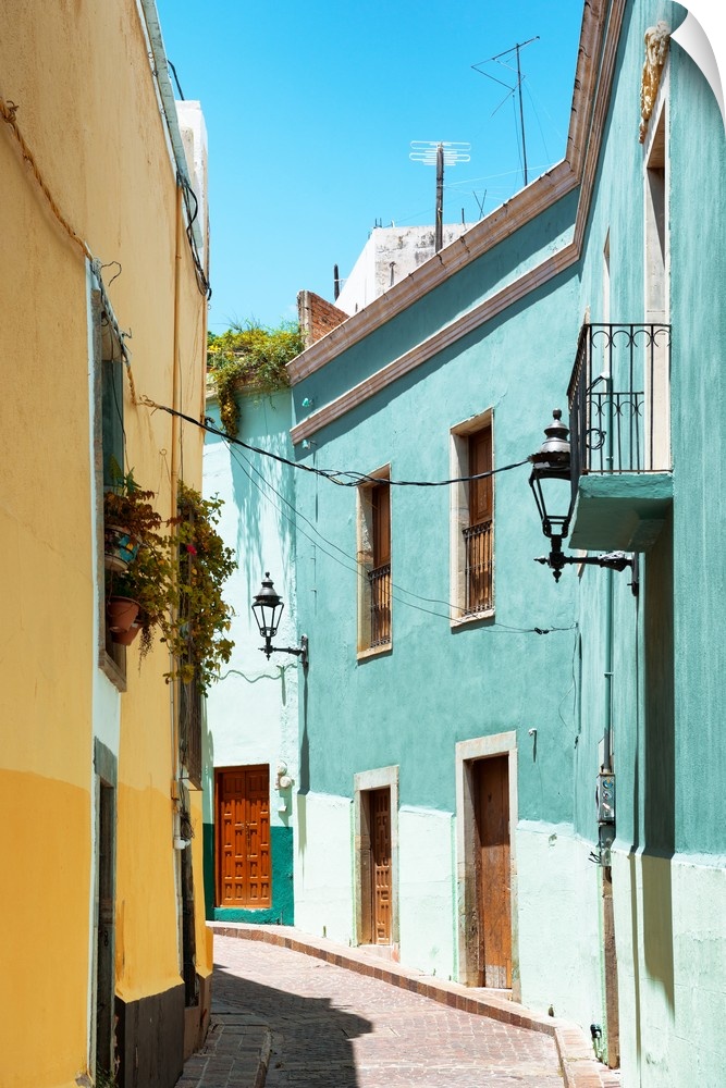 Photograph of a pastel colored streetscape in Guanajuato, Mexico. From the Viva Mexico Collection.