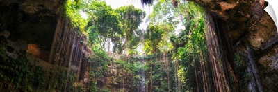 Ik-Kil Cenote