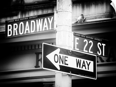 New York City - Manhattan Traffic Signs
