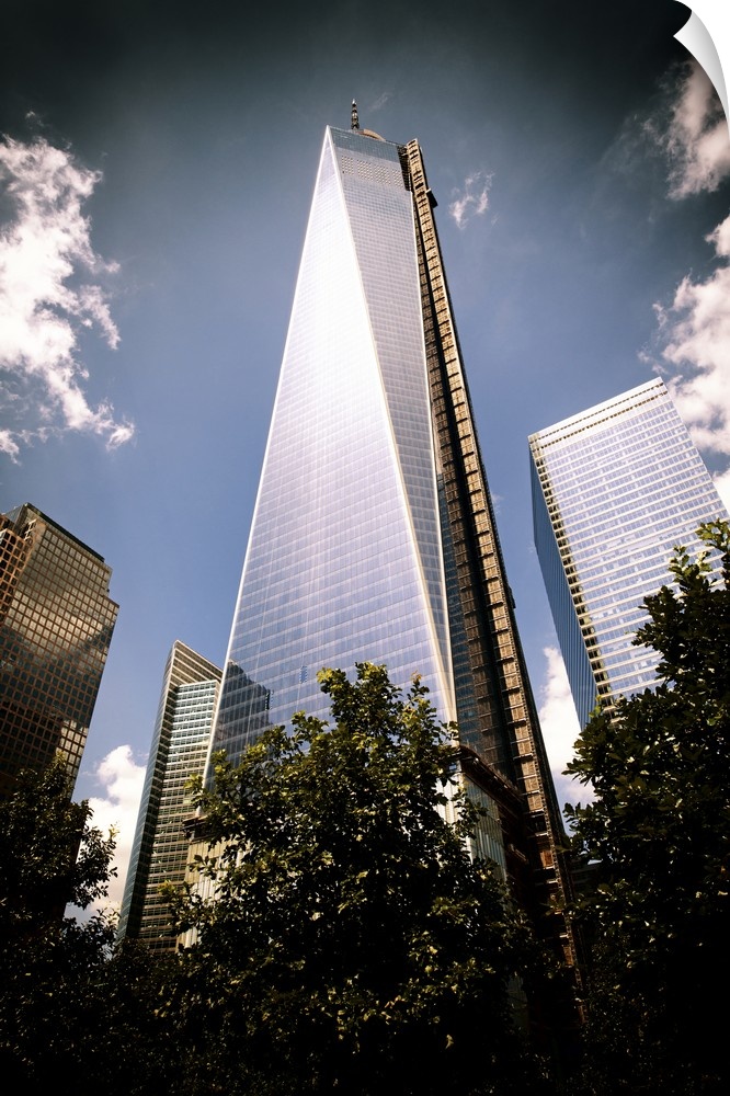The new One World Trade building reflecting the sunlight.