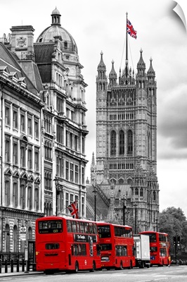 The House of Parliament and Red Bus London