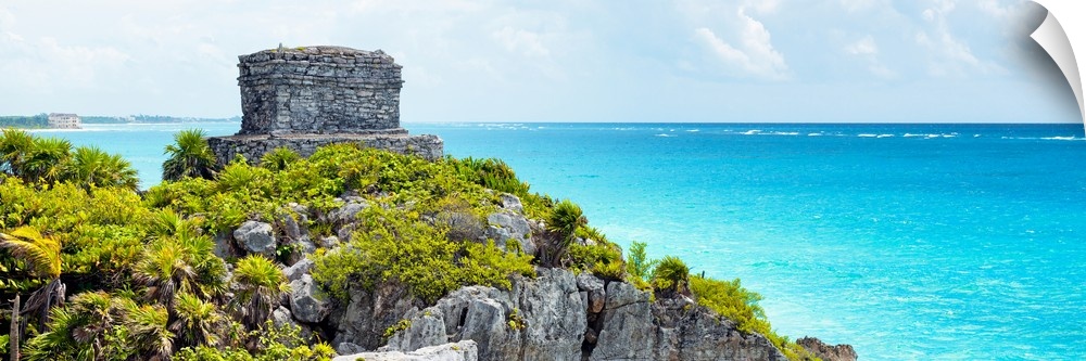 Panoramic photo of ancien Mayan ruins in Tulum, Mexico, overlooking the clear blue Caribbean ocean. From the Viva Mexico P...