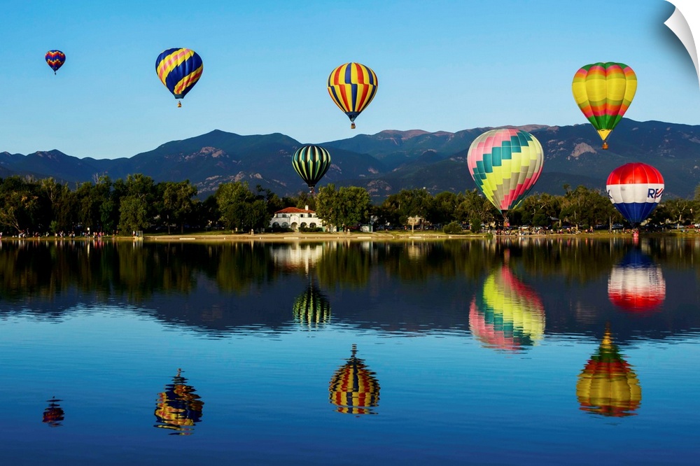 2014 Colorado Springs Balloon Classic, Cheyenne Mountain, Colorado.