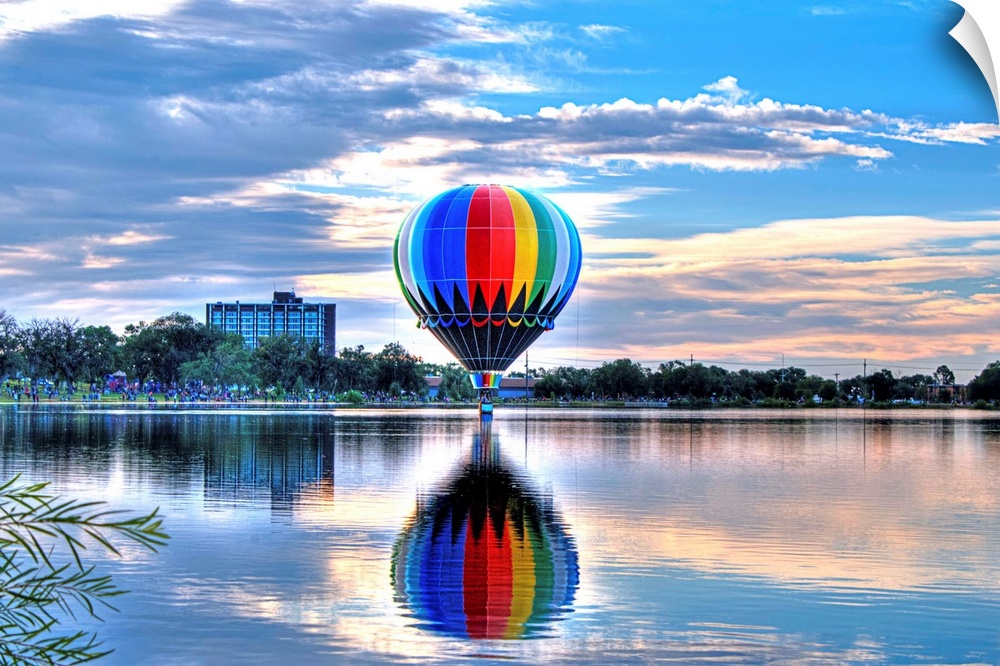 Colorado Springs Balloon Classic over Prospect Lake.