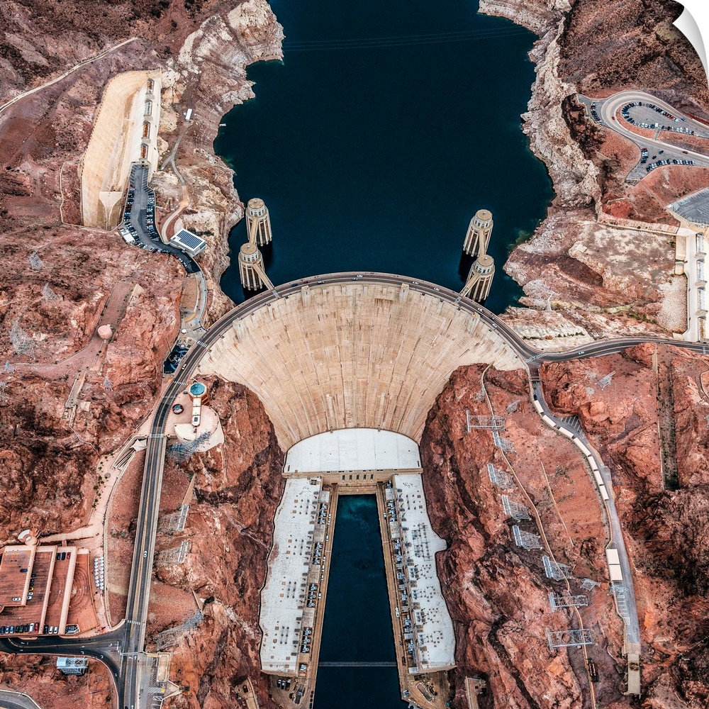 Aerial view of the Hoover Dam holding back the waters of Lake Mead, Arizona.