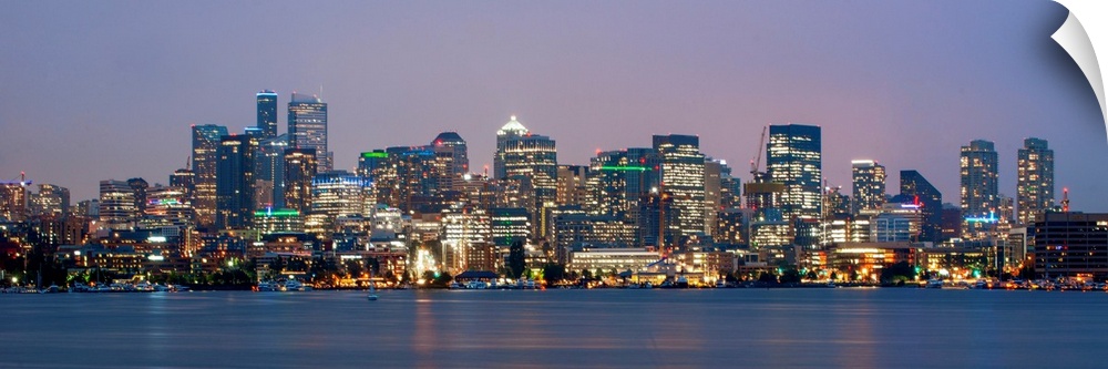Panoramic view of Seattle's city skyline at night, Washington.