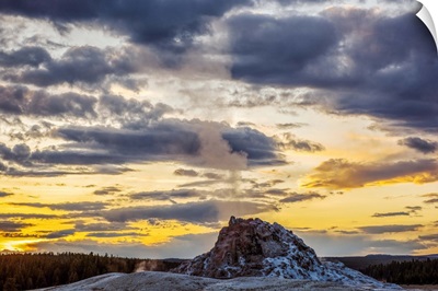 Sunset Over Yellowstone National Park With Dramatic Clouds
