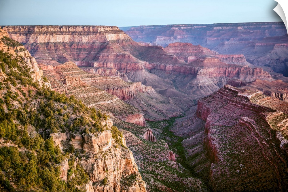 View of canyon from Grandview Point in Grand Canyon National Park, Arizona.