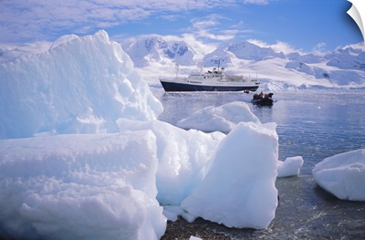 Antarctica, Antarctic Peninsula, Cruise Ship Endeavour