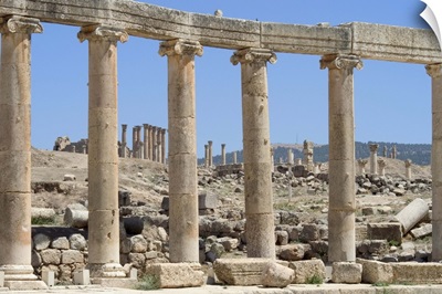 Cardo Maximus colonnaded street, Roman city, Jerash, Jordan