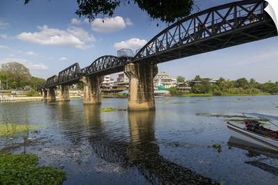 Death Railway Bridge, Bridge over River Kwai, Kanchanaburi, Thailand, Southeast Asia