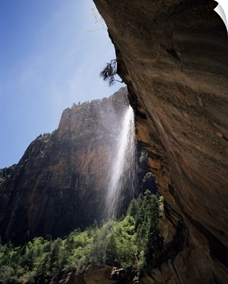 Emerald Pool waterfall, Zion National Park, Utah, United States of America