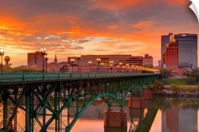 Gay Street Bridge and Tennessee River, Knoxville, Tennessee, USA
