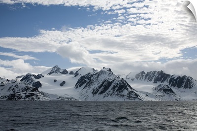 Glacier and coastline Spitsbergen, Svalbard, Norway, Scandinavia, Europe