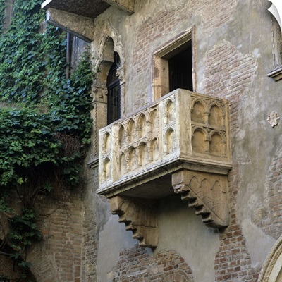 Juliet's balcony, Verona, Veneto, Italy, Europe