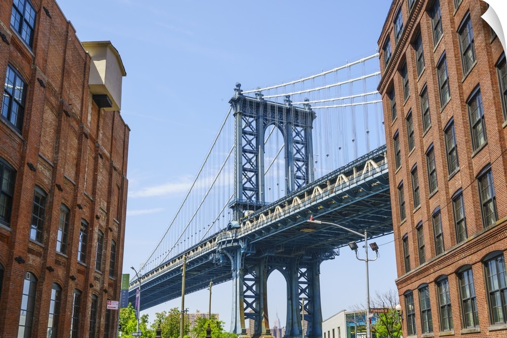 Manhattan Bridge, viewed from DUMBO, Brooklyn, New York City, United States of America, North America