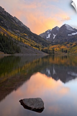 Maroon Bells with fall colors, White River National Forest, Colorado