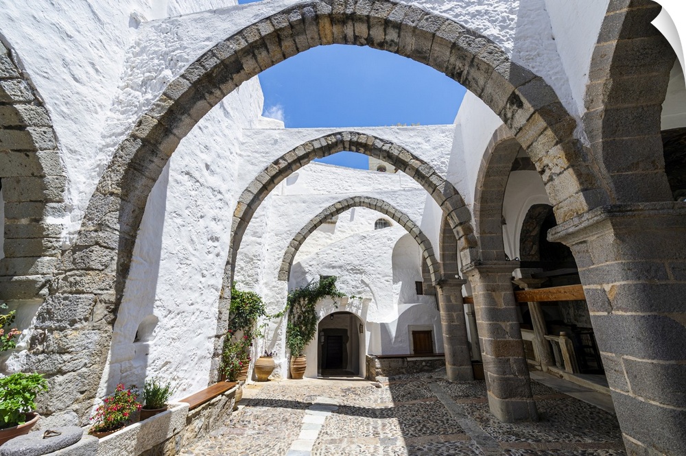 Monastery of Saint John the Theologian, UNESCO World Heritage Site, Chora, Patmos, Dodecanese, Greek Islands, Greece, Europe