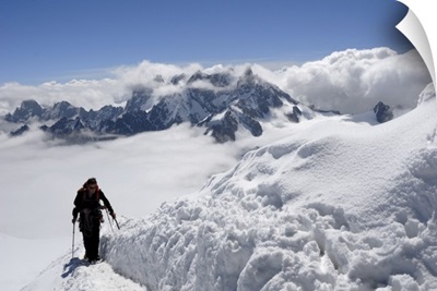 Mountaineer and climber, Mont Blanc range, French Alps, France, Europe