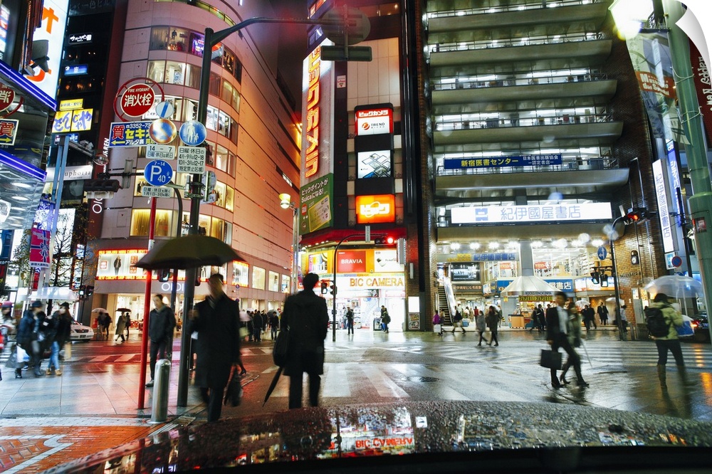 Neon lights on a rainy evening, Shinjuku, Tokyo, Honshu, Japan, Asia.