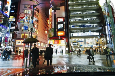 Neon lights on a rainy evening, Shinjuku, Tokyo, Honshu, Japan